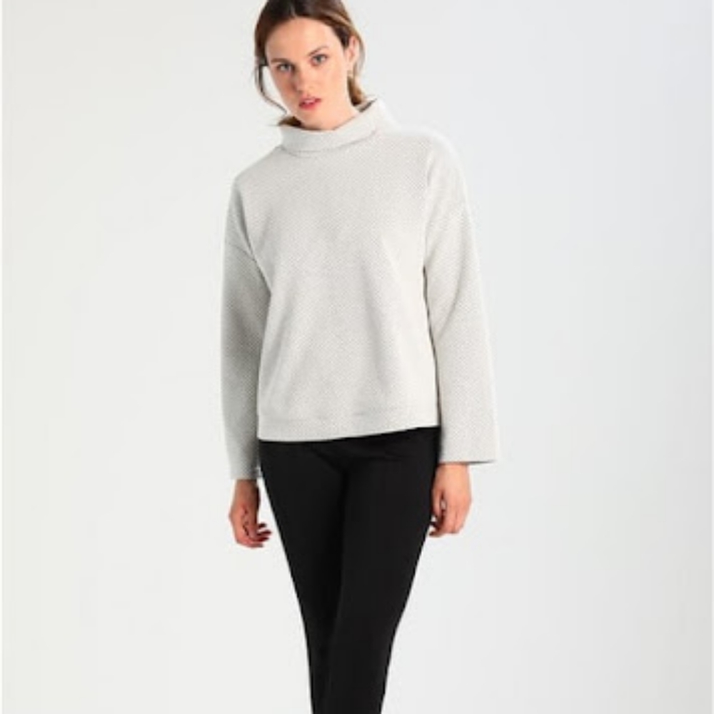 Opus Godja Sweatshirt